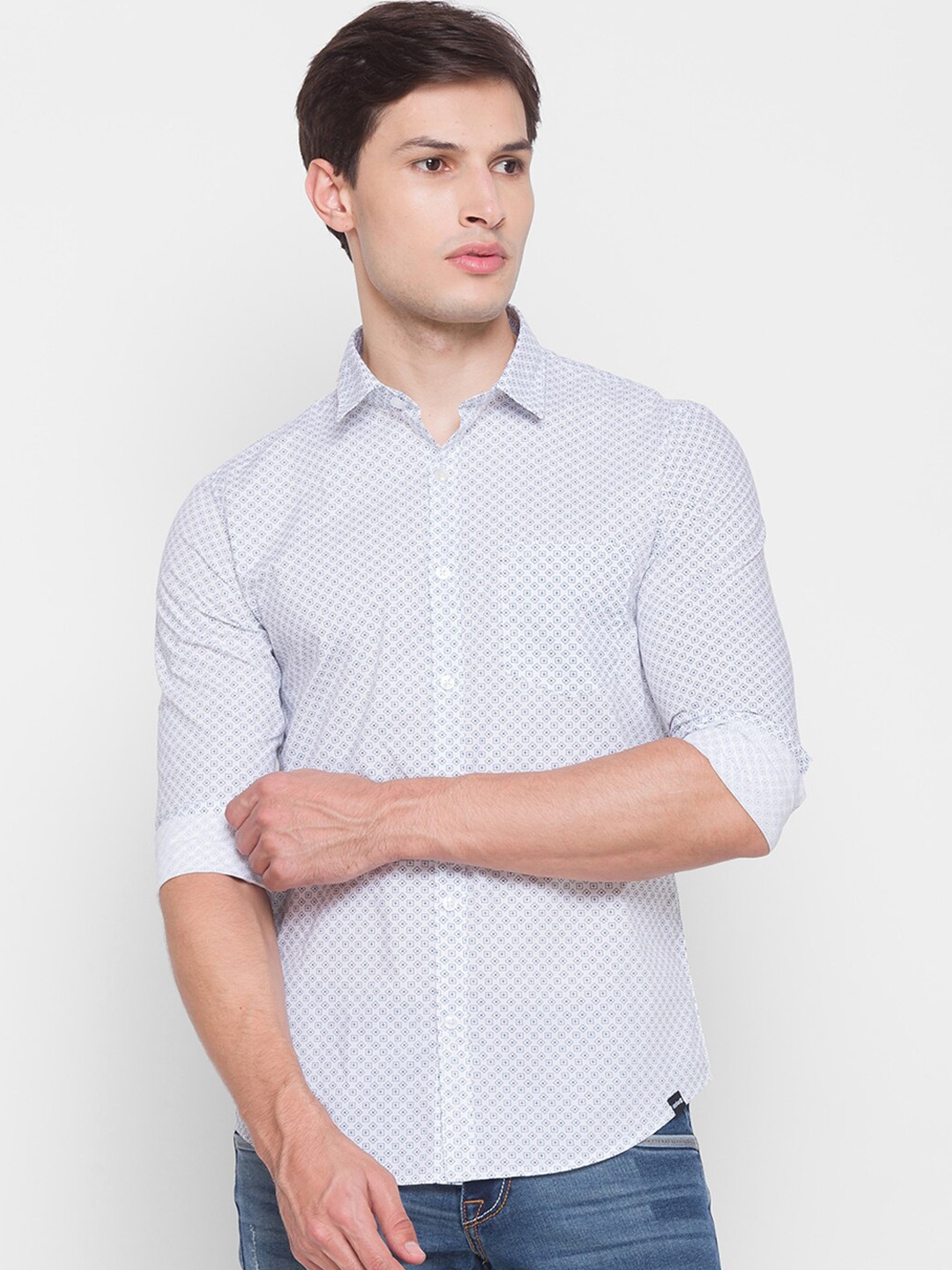 

SPYKAR Men White Slim Fit Opaque Printed Pure Cotton Casual Shirt