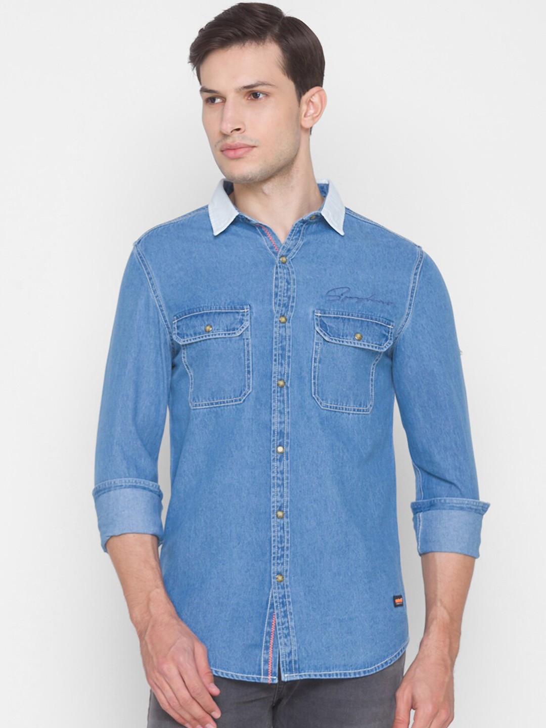 

SPYKAR Men Blue Slim Fit Faded Opaque Faded Casual Shirt
