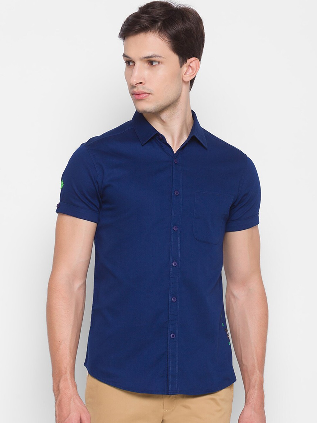 

SPYKAR Men Blue Slim Fit Opaque Casual Shirt