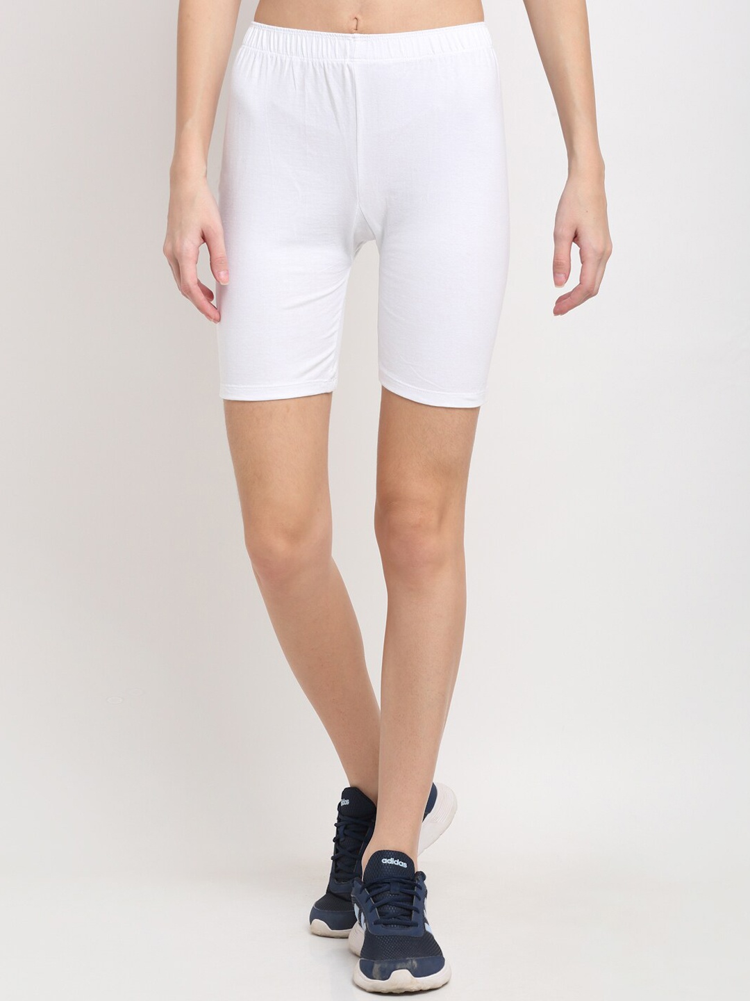 

Miaz Lifestyle Women White Skinny Fit Regular Shorts