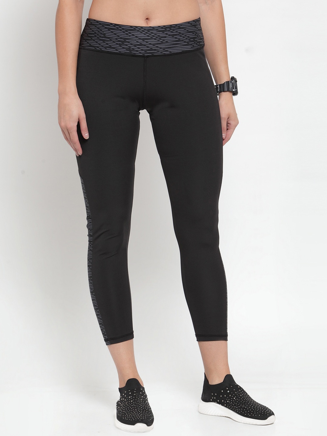 

Boston Club Women Black Solid Skinny-Fit Yoga & Gym Tights