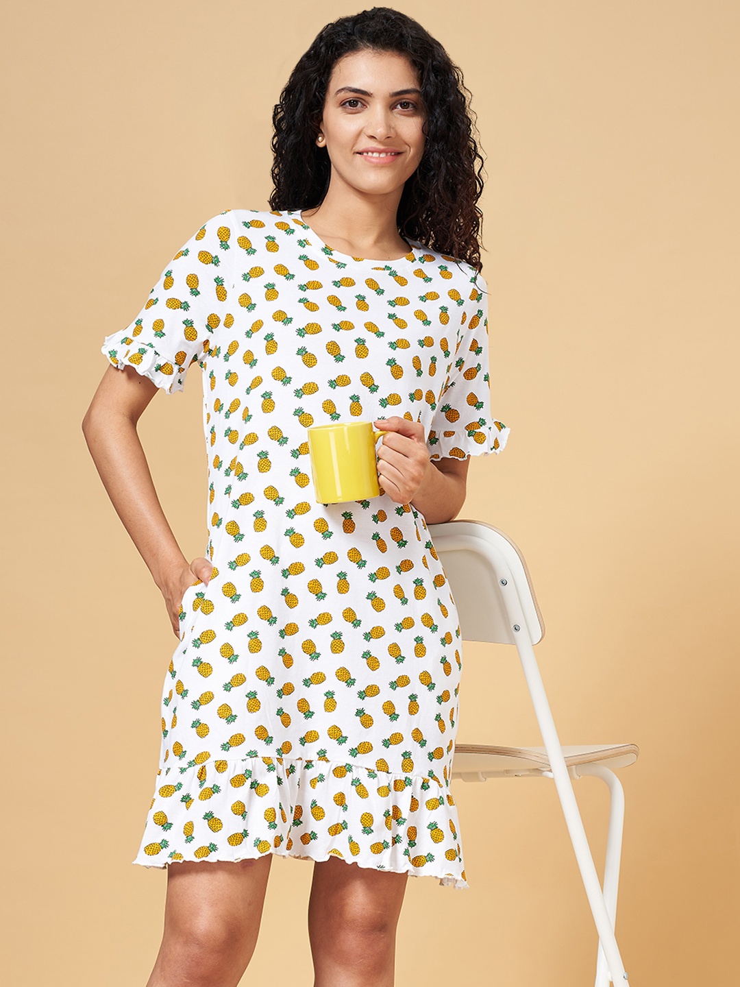 

People Women Off White & Yellow Printed Pure Cotton T-Shirt Nightdress