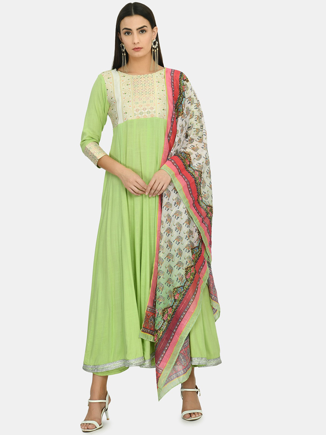 

Myshka Women Green Ethnic Motifs Printed Kurta