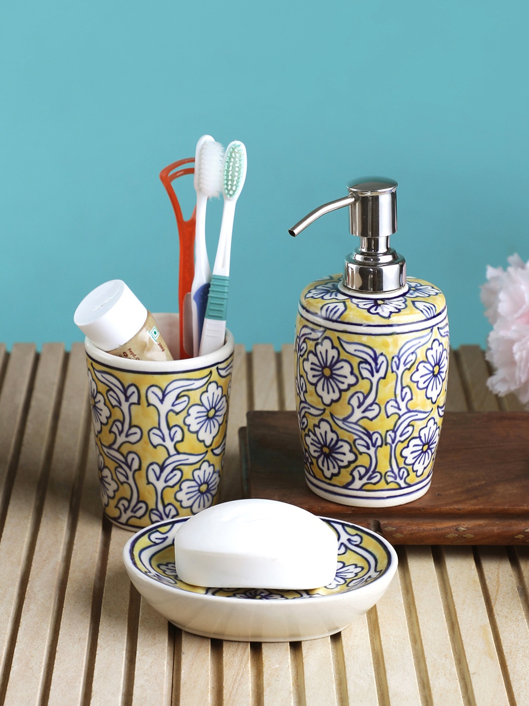 

VarEesha Yellow & White Floral Printed Ceramic Bathroom Accessories Set