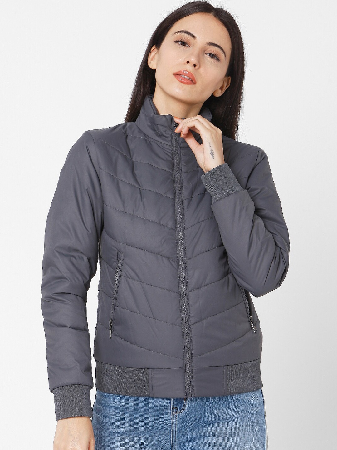 

SPYKAR Women Grey Solid Padded Jacket