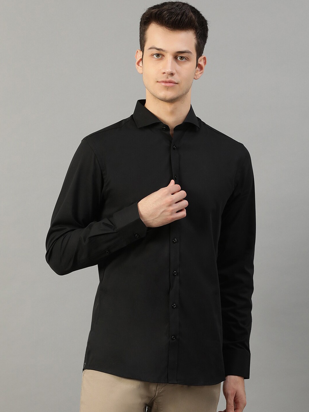 

Bruun & Stengade Men Black Slim Fit Opaque Casual Shirt