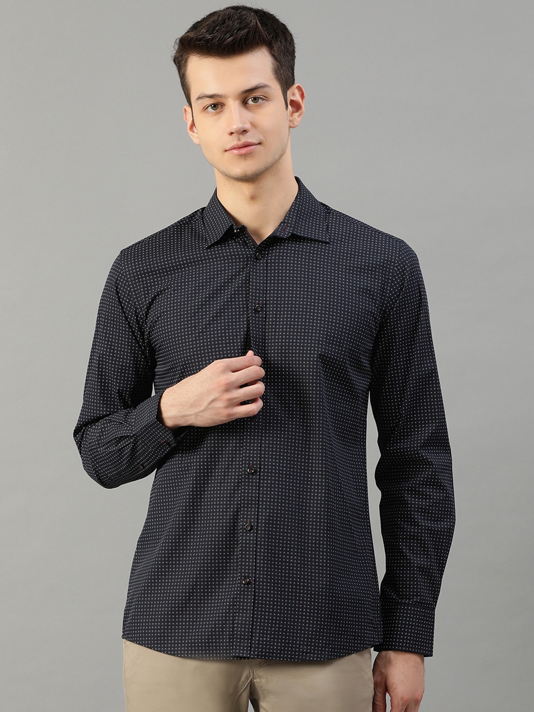 

Bruun & Stengade Men Navy Blue Slim Fit Opaque Checked Casual Shirt