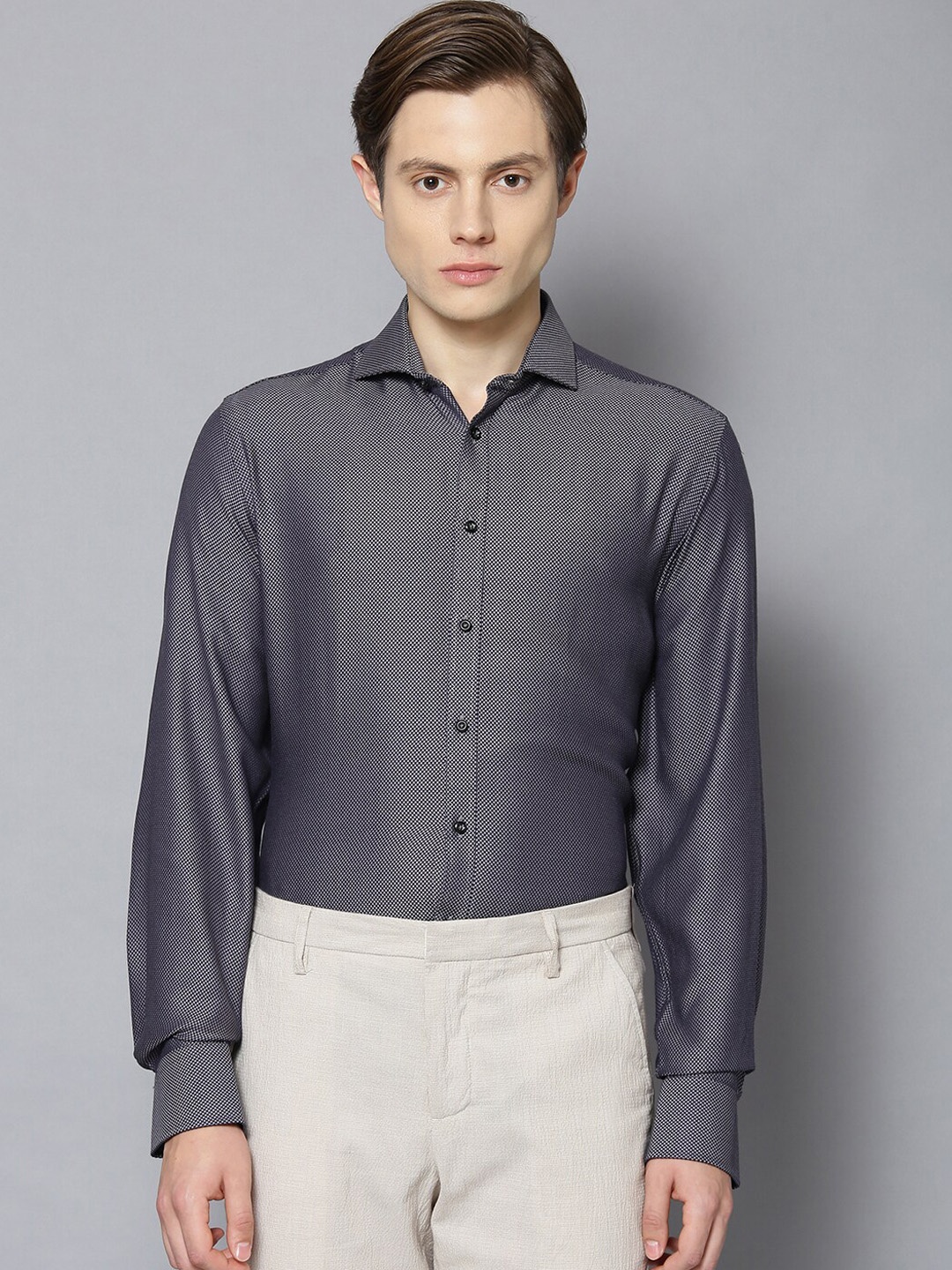 

Bruun & Stengade Men Grey Slim Fit Opaque Casual Shirt