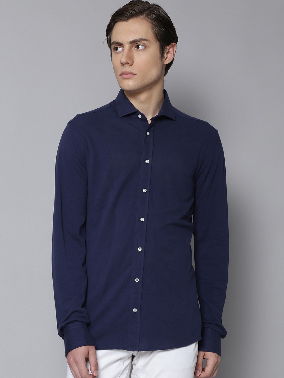 

Bruun & Stengade Men Navy Blue Slim Fit Opaque Casual Shirt