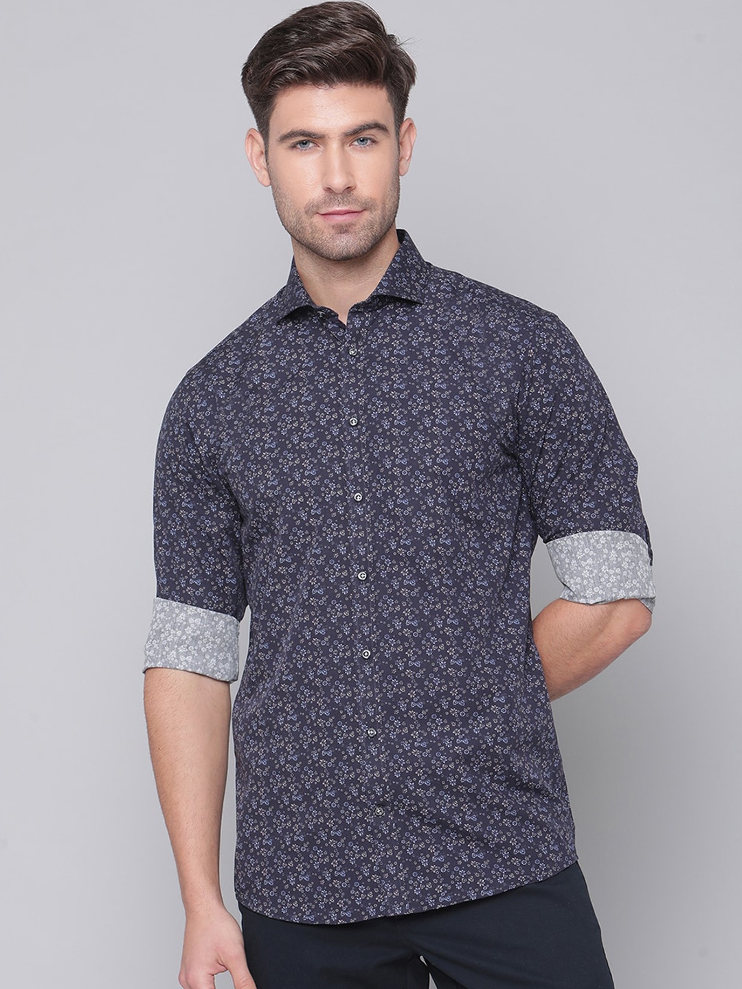 

Bruun & Stengade Men Navy Blue Slim Fit Floral Opaque Printed Casual Shirt