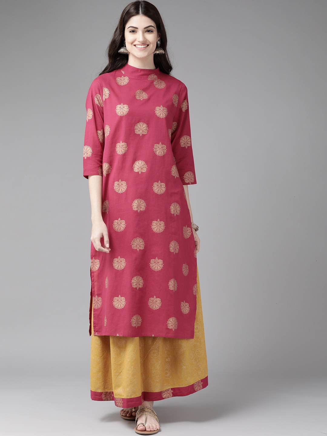 

ANMI Women Coral Pink & Golden Ethnic Motifs Print Straight Pure Cotton Kurta with Skirt