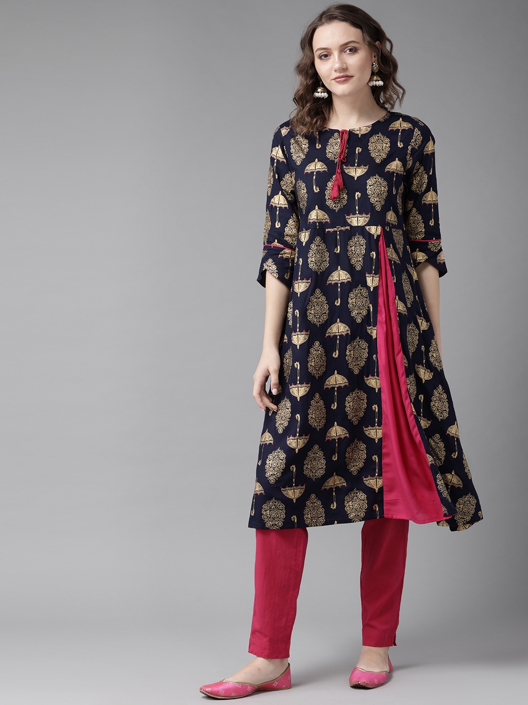 

ANMI Women Navy Blue & Golden Ethnic Motifs Printed Panelled A-Line Kurta