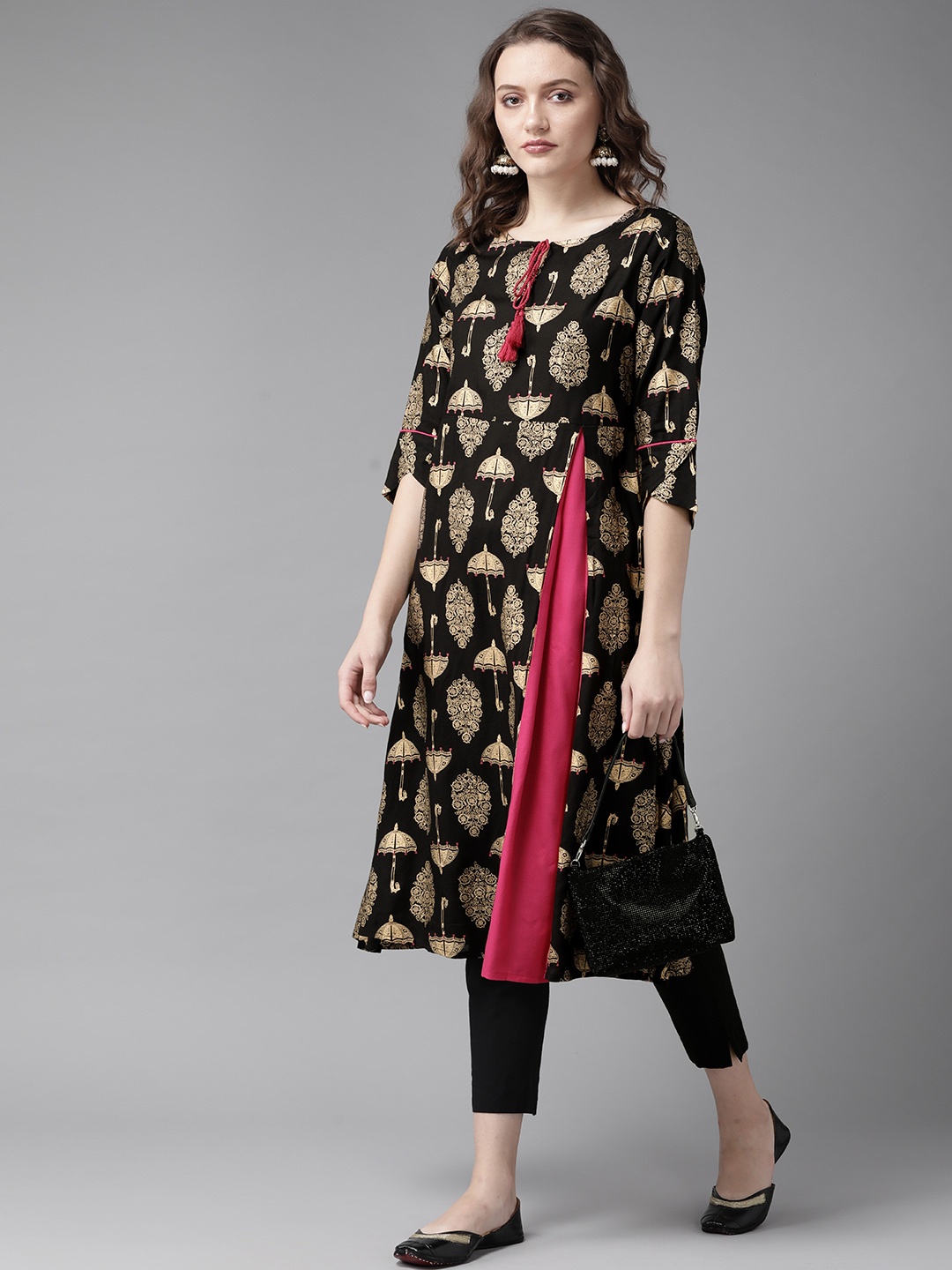

ANMI Women Black & Golden Ethnic Motifs Printed Panelled A-Line Kurta