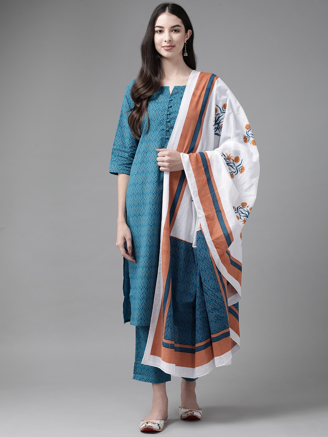 

ANMI Women Blue Floral Printed Regular Pure Cotton Kurti with Trousers & With Dupatta