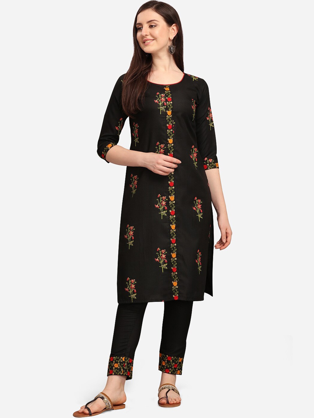 

Youthnic Women Black Floral Embroidered Regular Kurta with Trousers