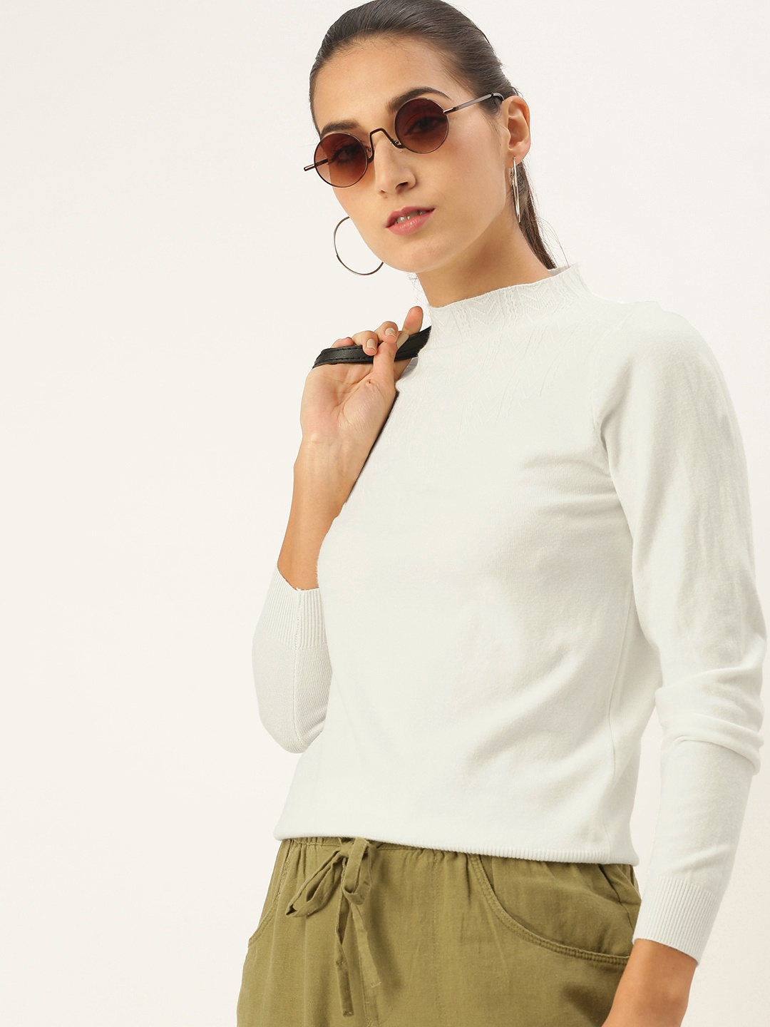 

AND Solid White Round Neck Regular Top