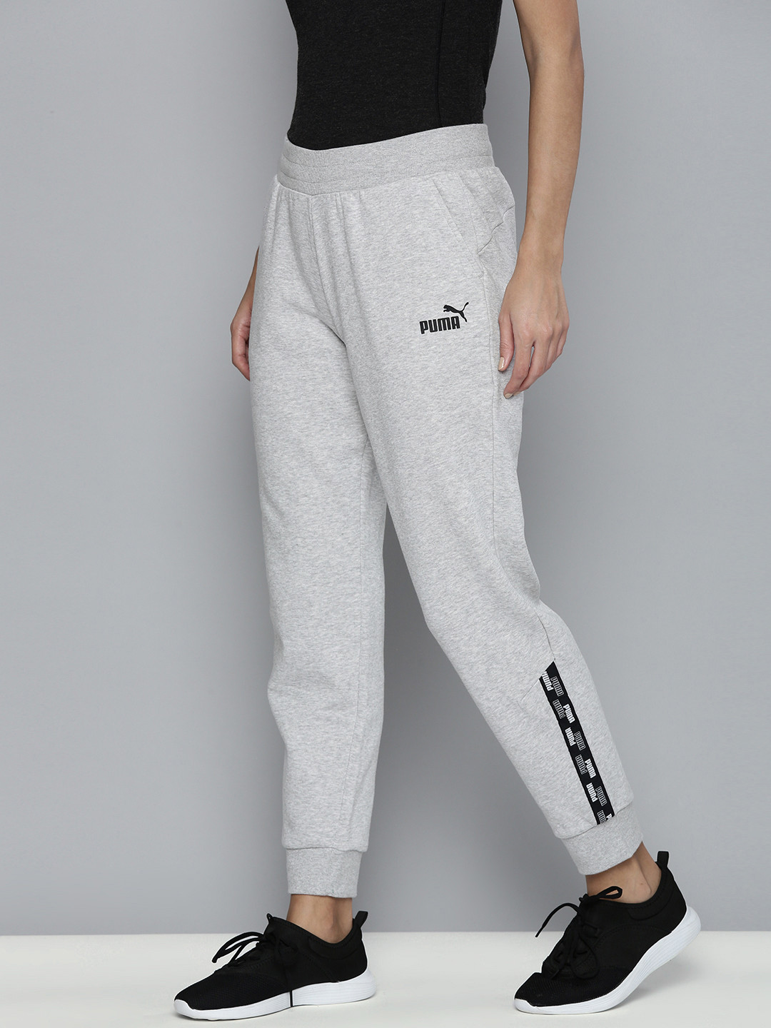 

Puma Women Regular Fit Solid POWER Knitted Joggers, Grey melange