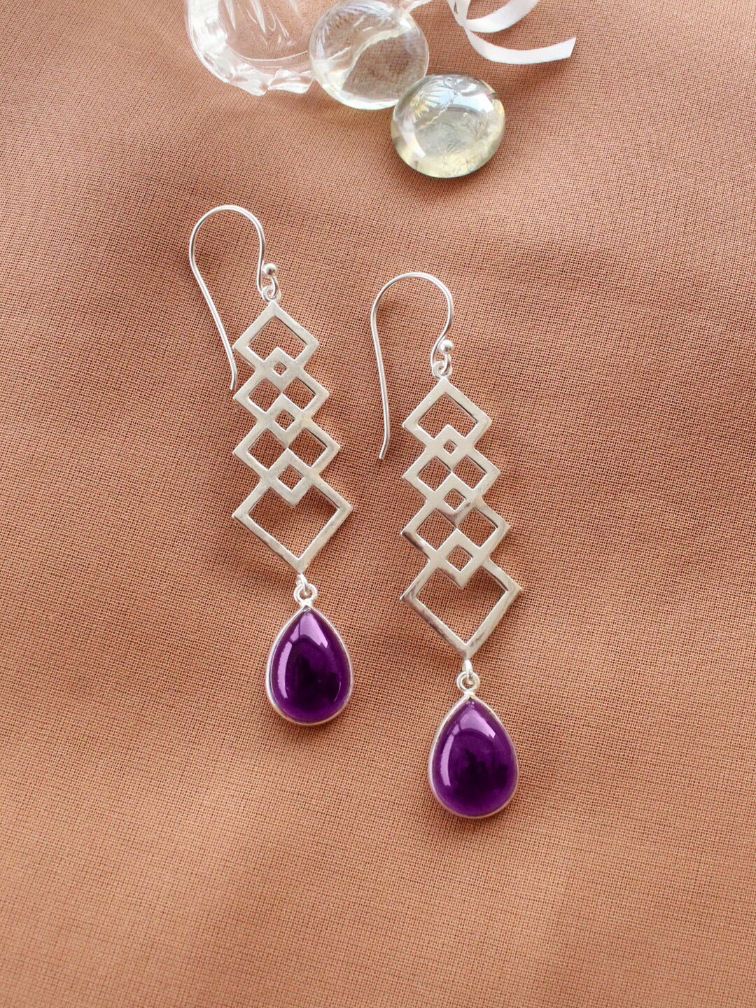 

ERILINE JEWELRY Silver-Plated Silver-Toned & Burgundy Contemporary Drop Earrings