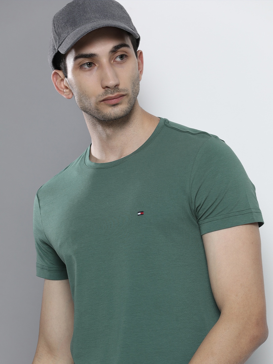 

Tommy Hilfiger Men Green Organic Cotton T-shirt