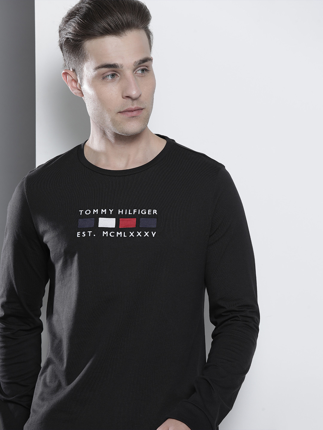

Tommy Hilfiger Men Black Brand Logo Pure Cotton T-shirt