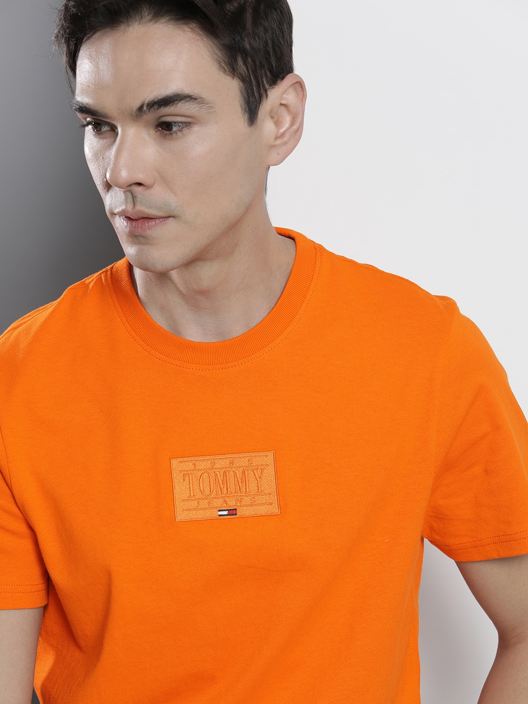 

Tommy Hilfiger Men Orange Brand Logo Embroidered Pure Cotton T-shirt