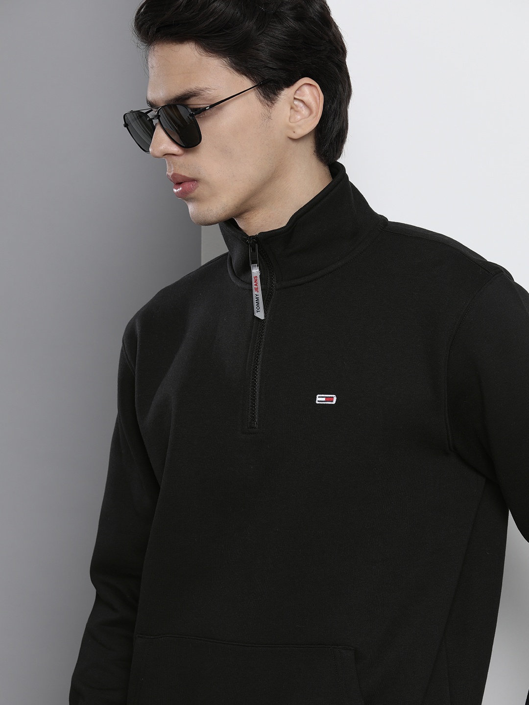 

Tommy Hilfiger Men Black Solid Mock-Neck Sweatshirt