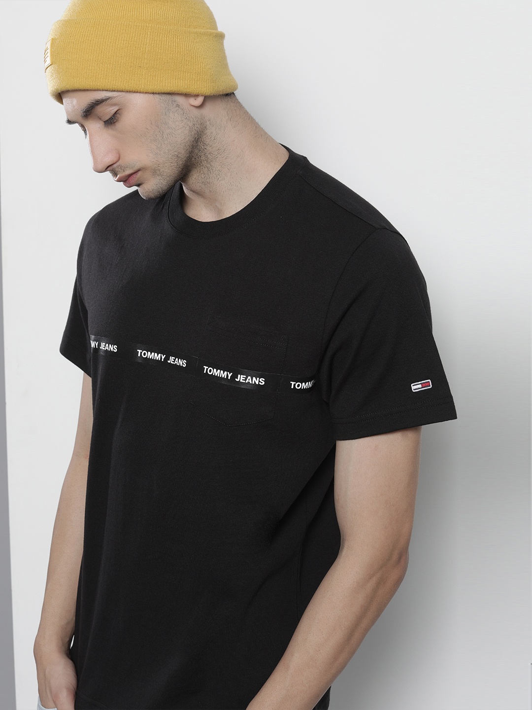 

Tommy Hilfiger Men Black Brand Logo Taping Organic Cotton T-shirt