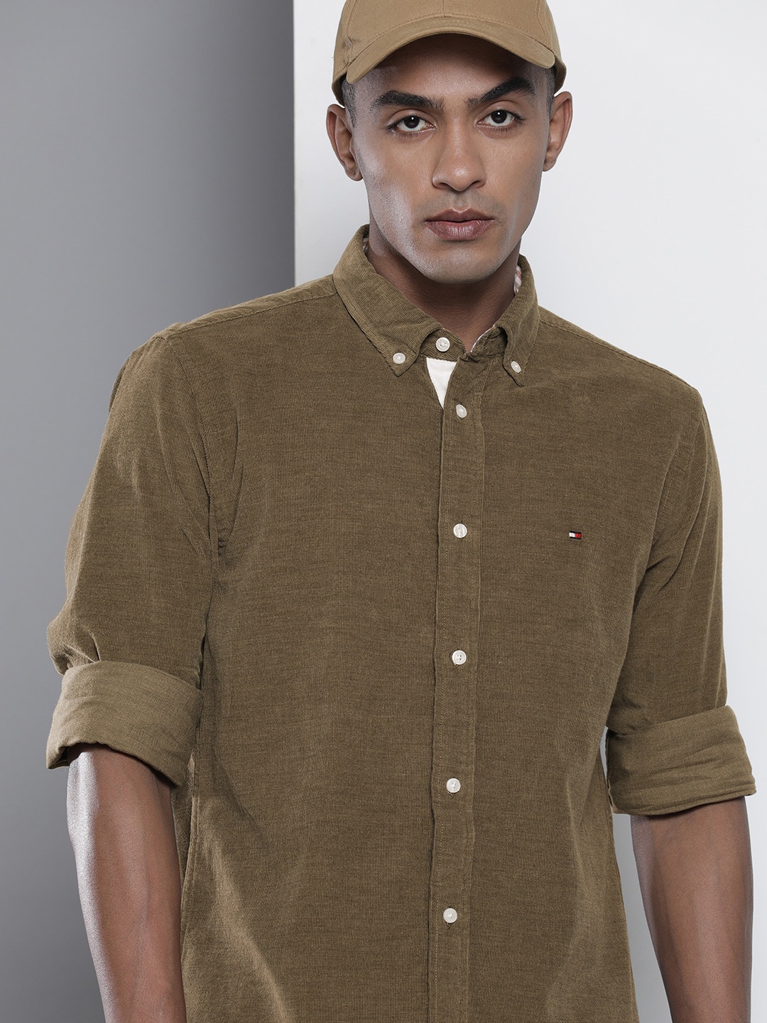 

Tommy Hilfiger Men Olive Green Solid Corduroy Pure Cotton Casual Shirt