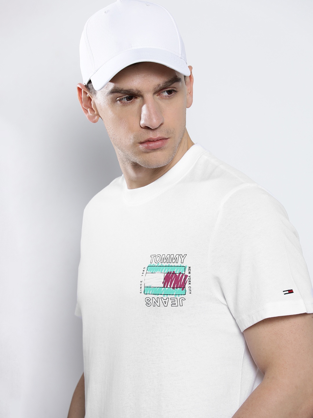 

Tommy Hilfiger Men White Placement Printed Slim Fit Pure Cotton Casual T-shirt