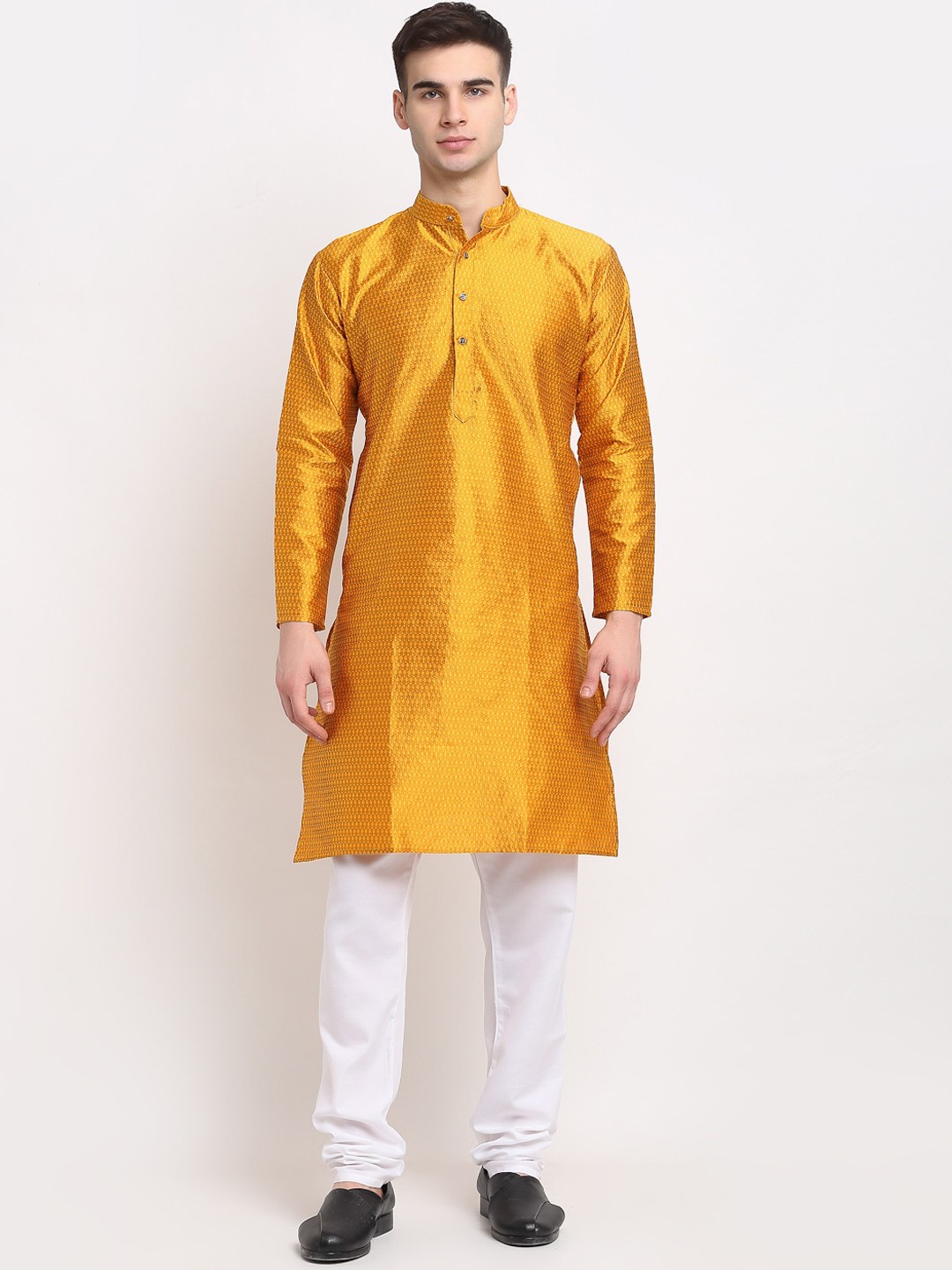 

Jompers Men Mustard & White Self Design Regular Kurta with Pyjamas