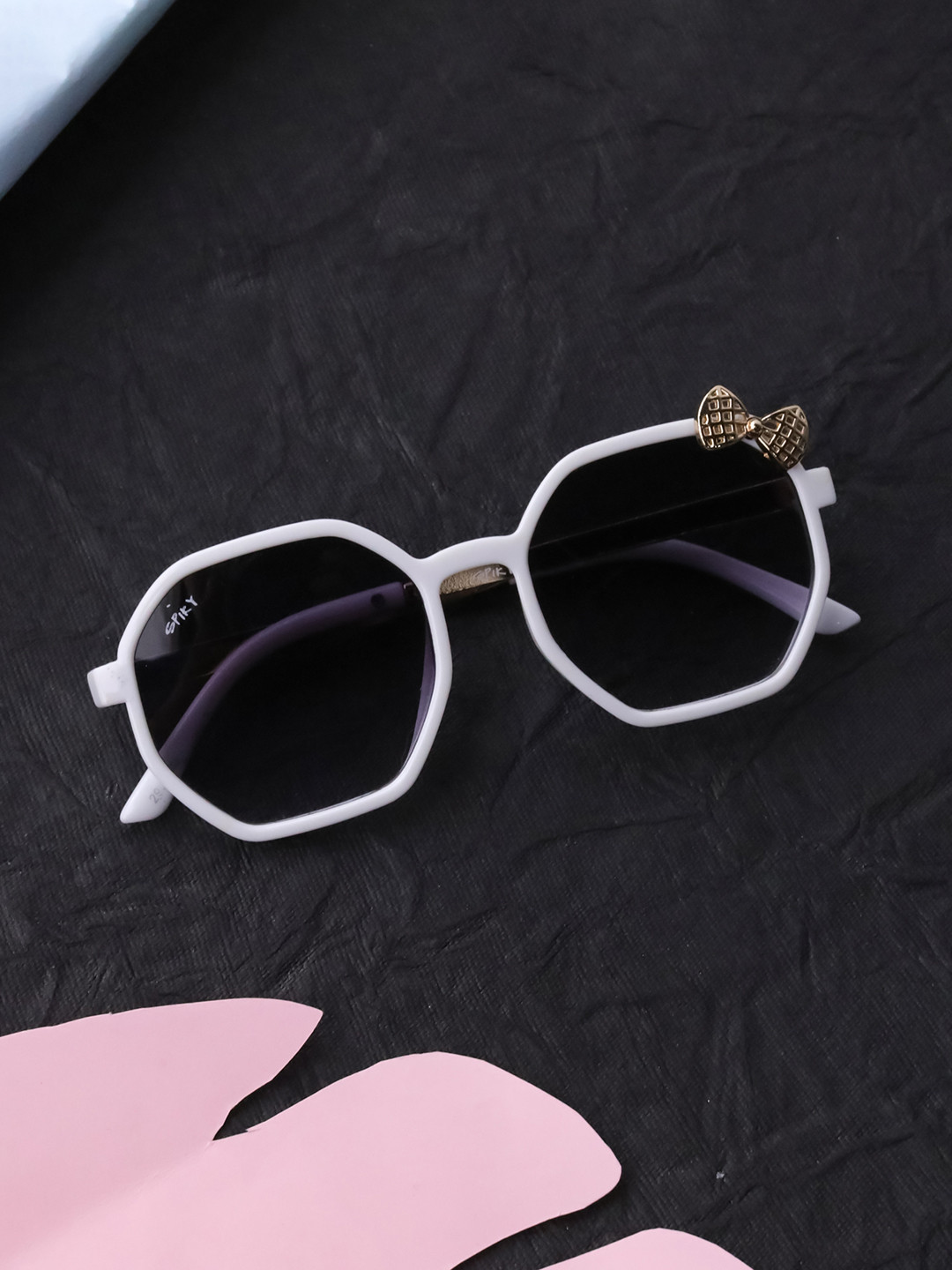 

Spiky Kids Blue Lens & White Browline Sunglasses with UV Protected Lens Z2958_WHT_BLUE