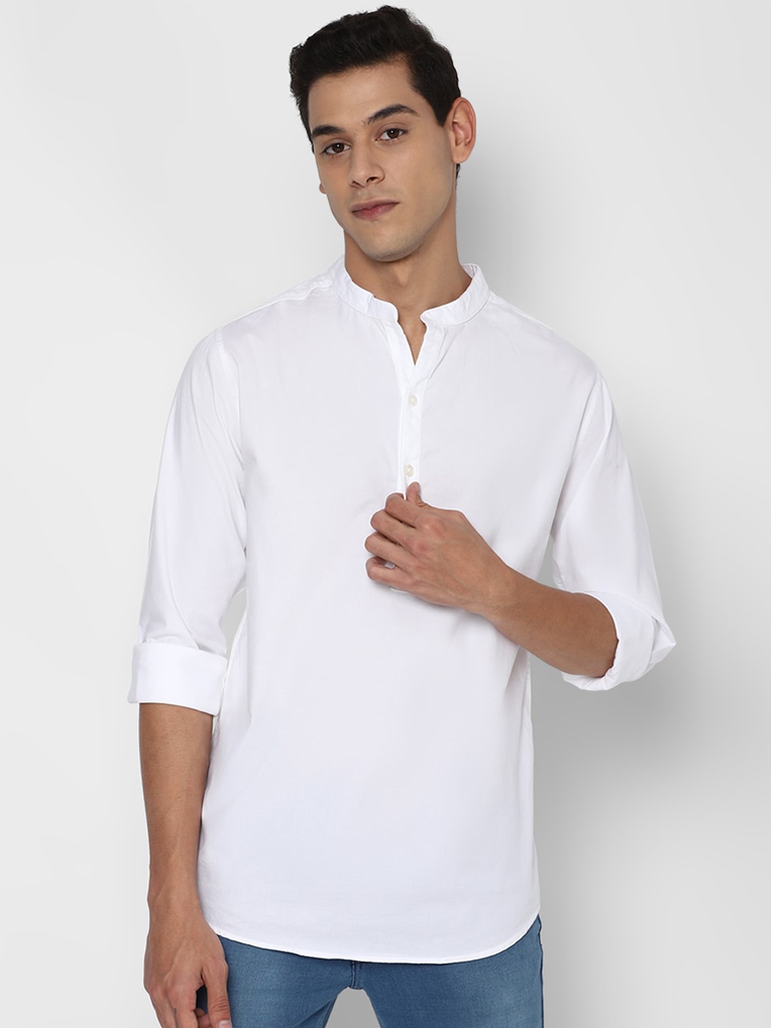 

FOREVER 21 Men White Slim Fit Opaque Mandarin Collar Casual Shirt