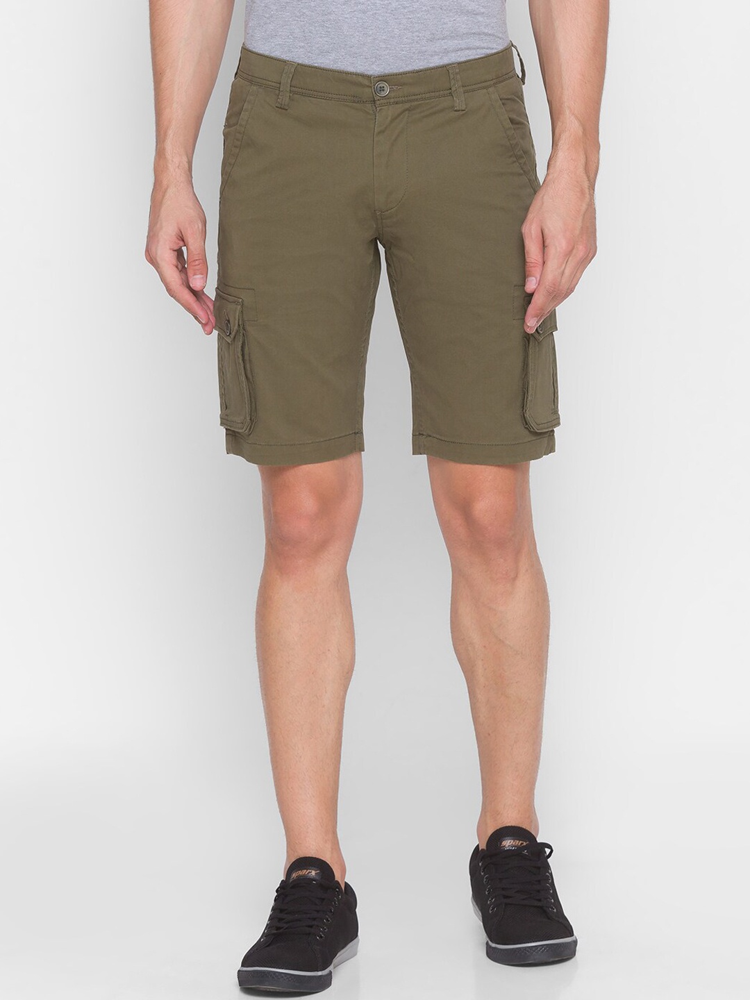 

SPYKAR Men Olive Green Slim Fit Pure Cotton Cargo Shorts