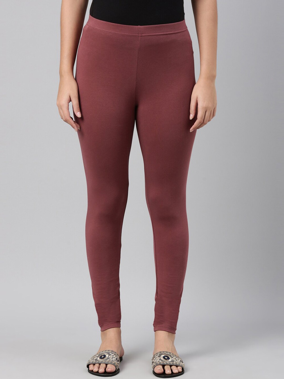 

Go Colors Women Violet Solid Ankle-Length Leggings