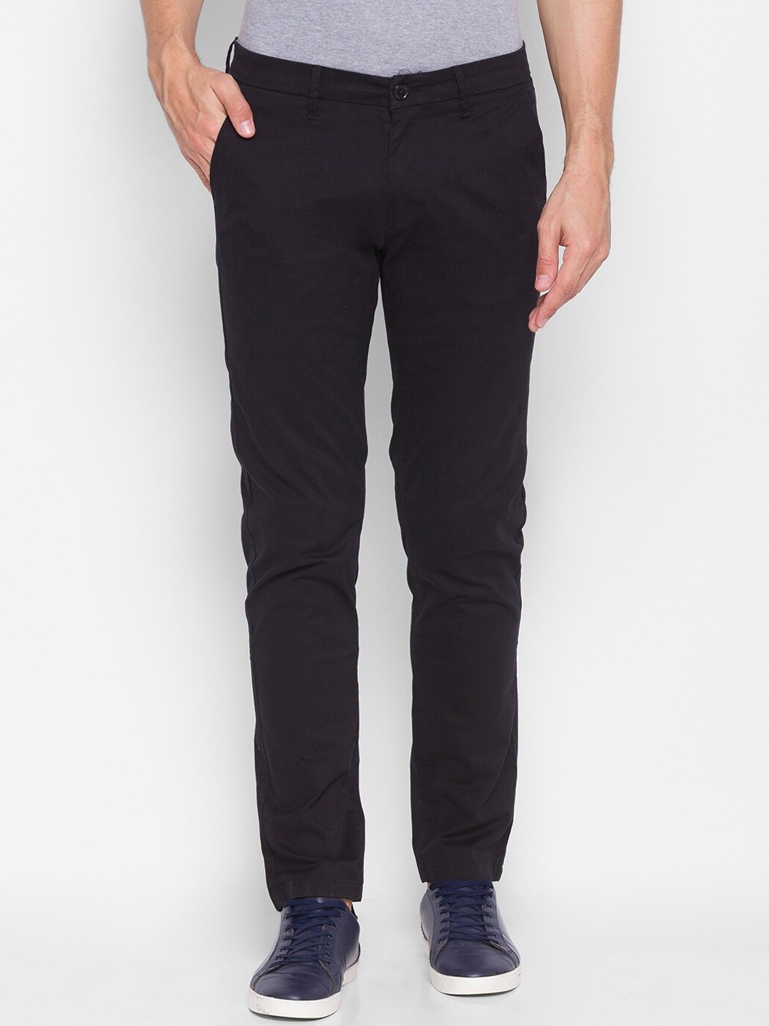

SPYKAR Men Black Straight Fit Pure Cotton Trousers