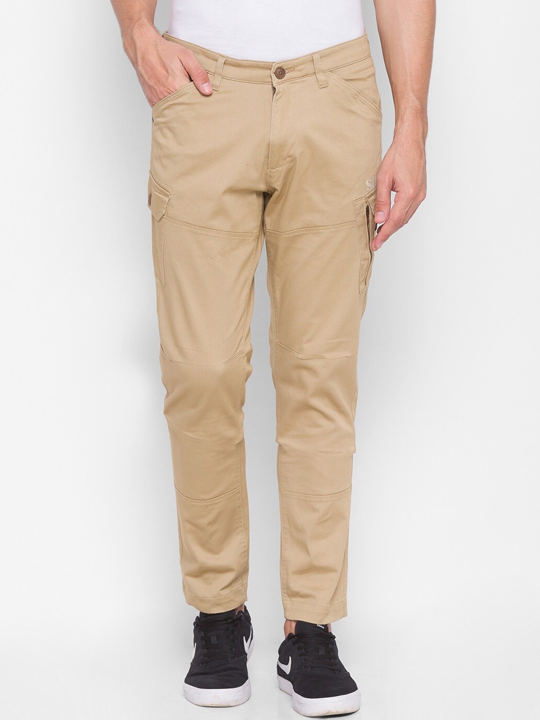 

SPYKAR Men Khaki Low-Rise Pure Cotton Cargos Trousers