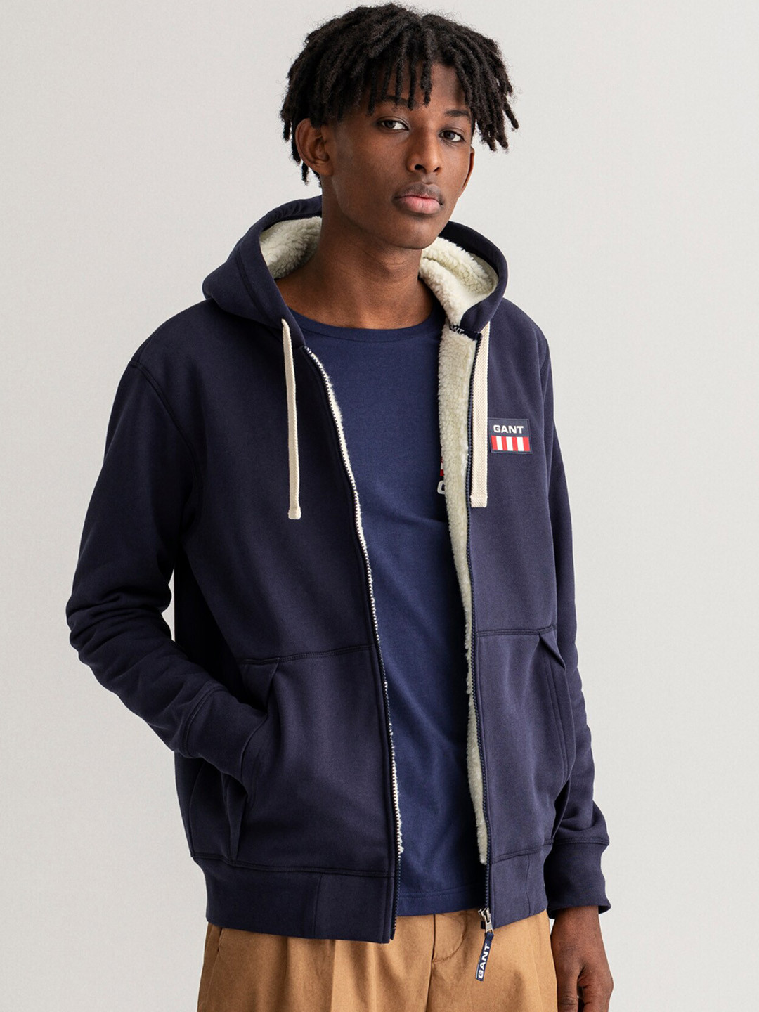 

GANT Men Blue Hooded Sweatshirt