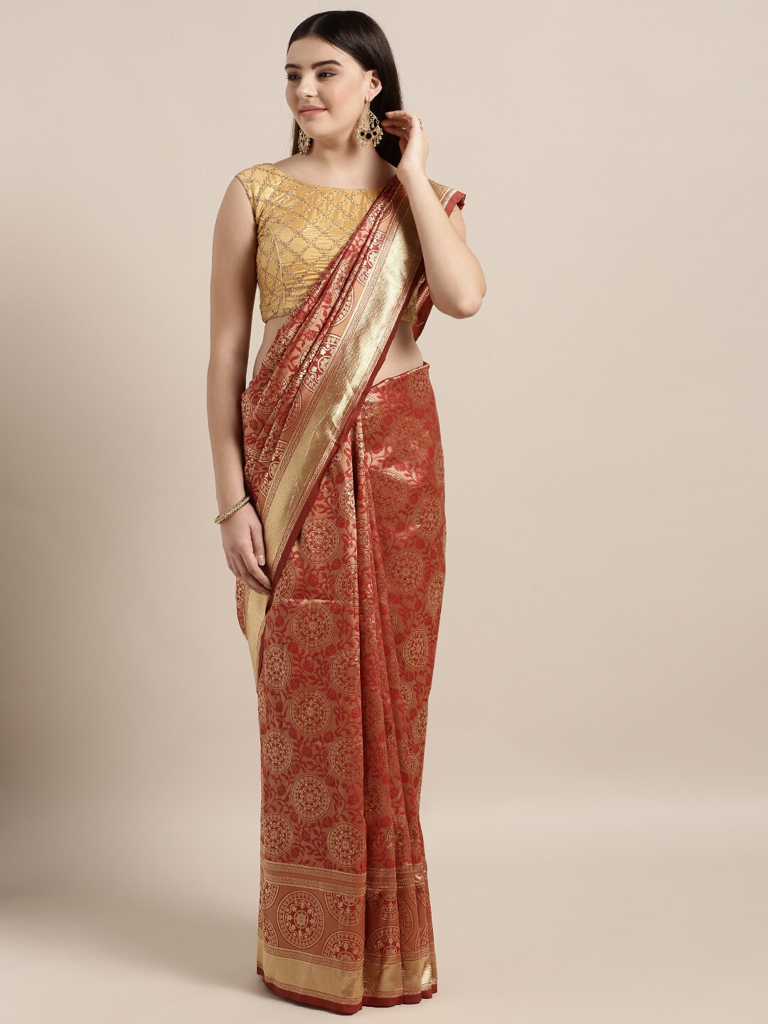 

MOKSHA DESIGNS Maroon & Gold-Toned Woven Design Zari Pure Silk Banarasi Saree