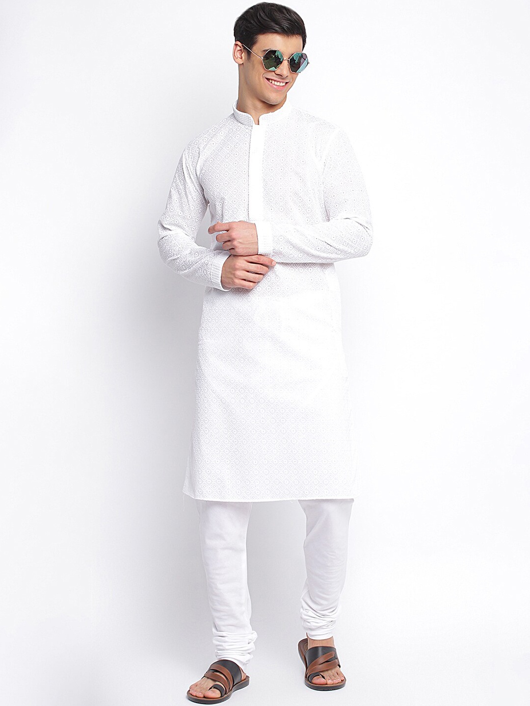 

Sanwara Men White Regular Kurta with Pyjamas