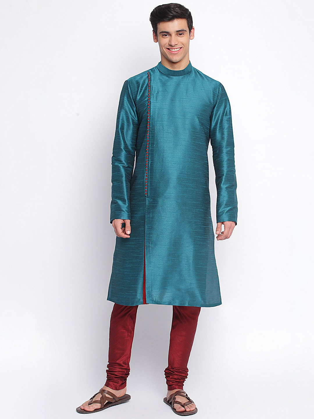 

Sanwara Men Green & Maroon Self Design Kurta with Churidar