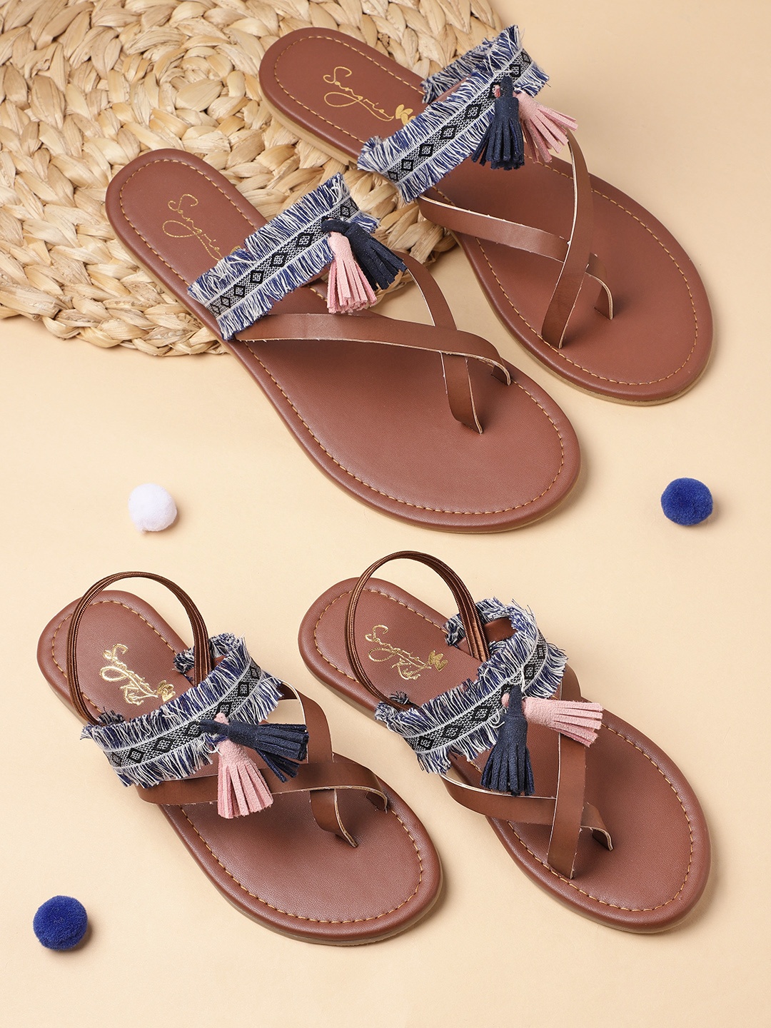 

Sangria Women Tan Brown & Navy Blue Woven Design One Toe Flats with Tassels & Fringes