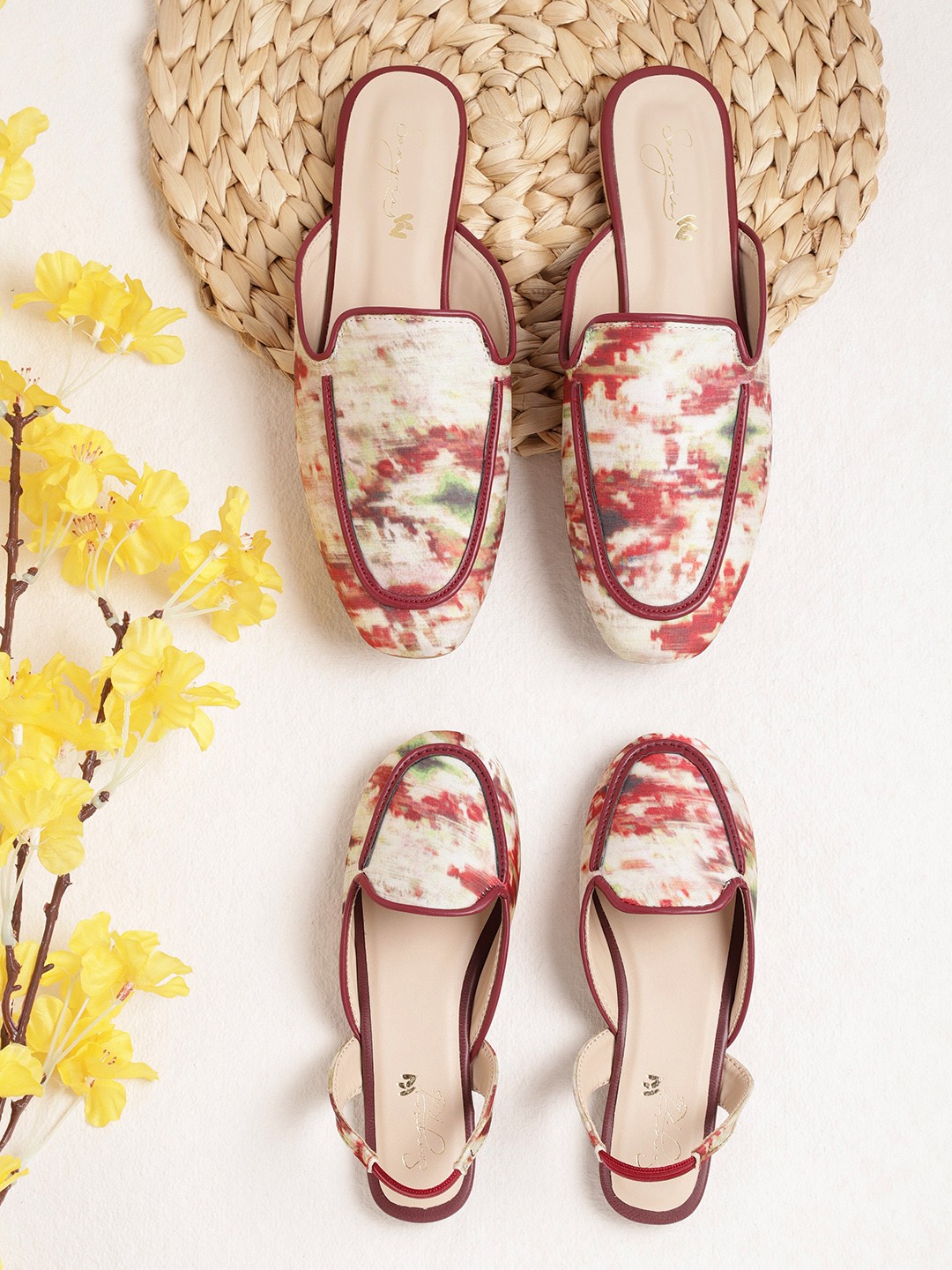 

Sangria Women Off White & Red Abstract Printed Mules