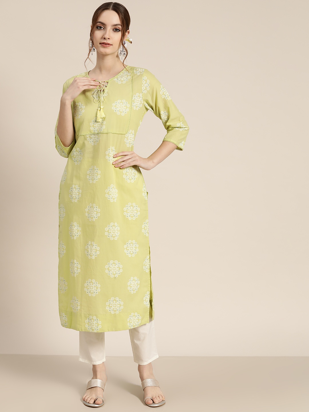 

Moda Rapido Women Green & Off-White Ethnic Printed Pure Cotton Kurta With Trousers