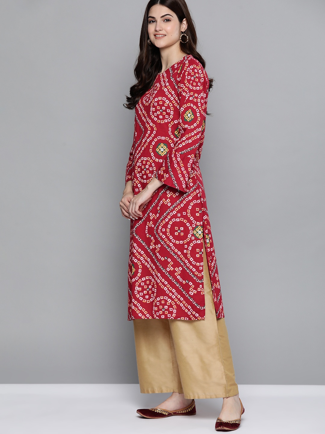 

HERE&NOW Women Red & Pink Pure Cotton Bandhani Print Bell Sleeves Kurta