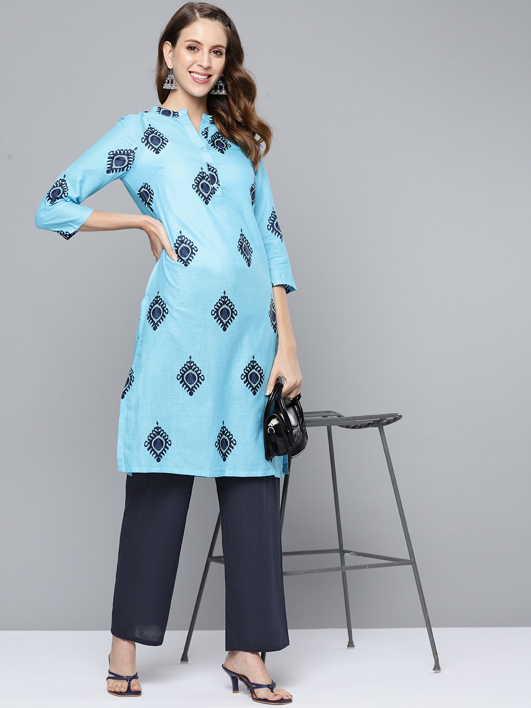 

HERE&NOW Women Blue Ethnic Motifs Print Pure Cotton Straight Kurta with Trousers