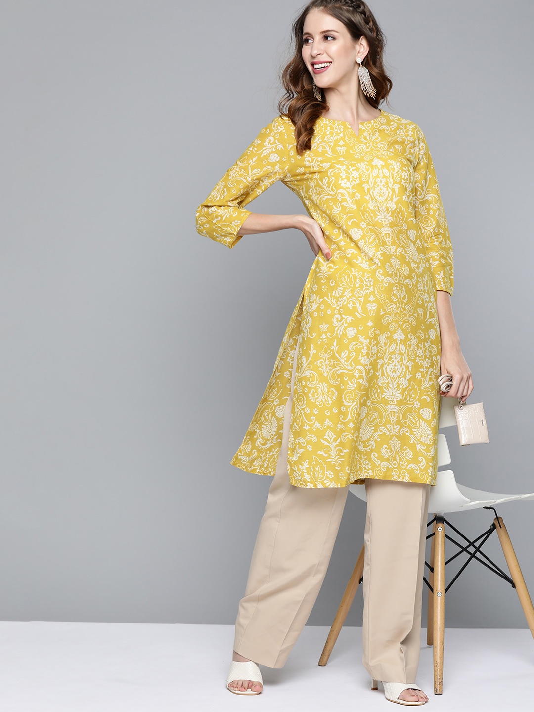 

HERE&NOW Women Mustard Yellow & Off White Ethnic Motifs Printed Straight Kurta