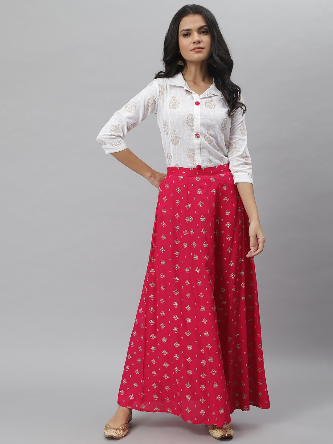 

Stylum Women Off White & Pink Ethnic Motifs Printed Shirt with Skirt