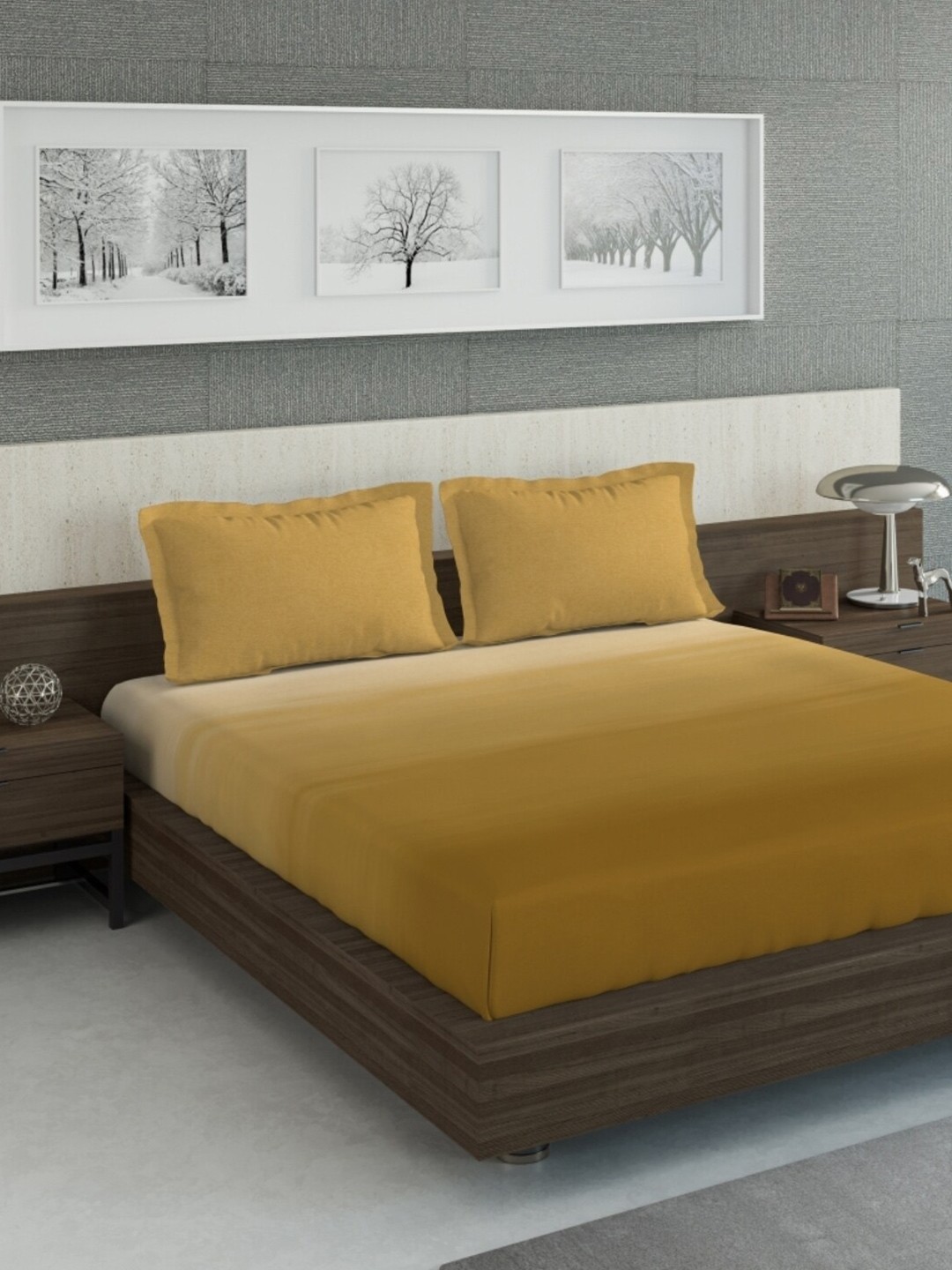 

DDecor Gold-Coloured & Cream-Coloured Ombre 130 TC Queen Bedsheet with 2 Pillow Covers