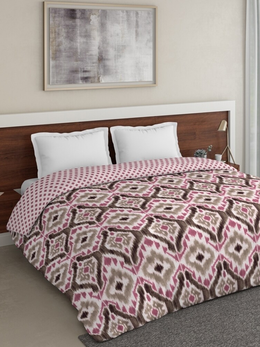 

DDecor Pink & White Geometric Printed Mild Winter 210 GSM Double Bed Comforter