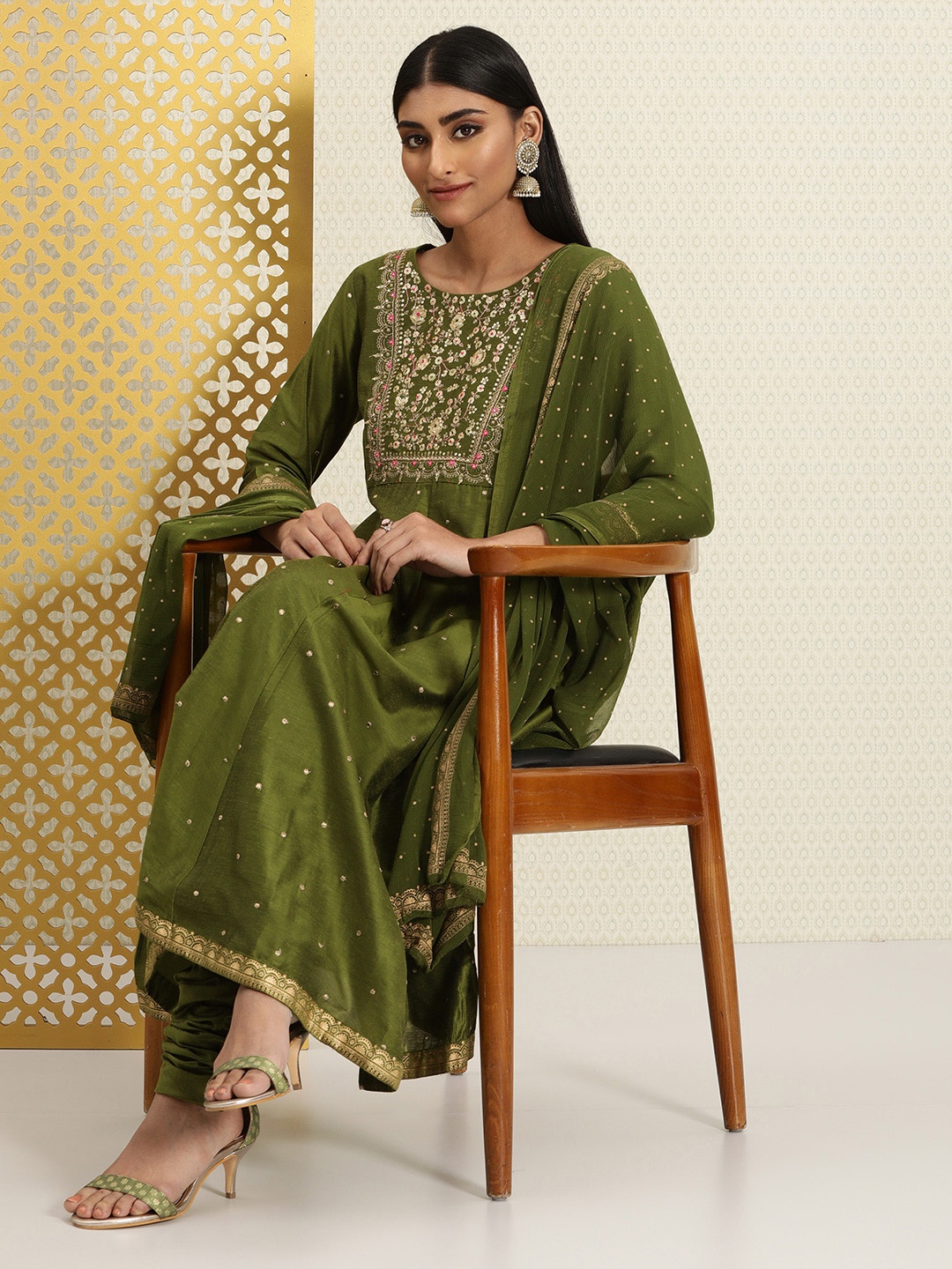 

House of Pataudi Women Olive Embroidered Anarkali Jashn Kurta with Churidar & Dupatta